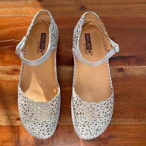 Pikolinos Puerto Vallarta Laser Cut Leather Mary Jane Sandals Size 39 US 8-8.5
